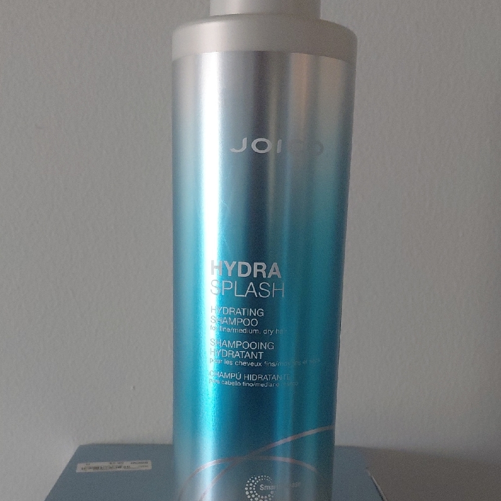 Joico Hydra Splash Hydrating Shampoo in Metallic Silver and Aqua